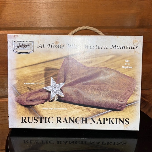 NIB RUSTIC RANCH NAPKINS SET OF 4 At Home W Western Moments NEW - Picture 2 of 5